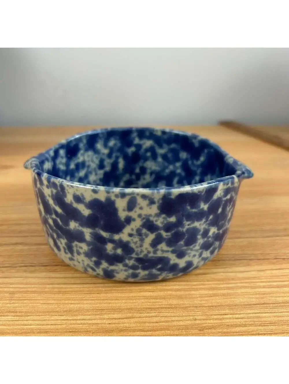 Bennington Pottery Vermont Mid Century Blue Sponge Glaze Handled Soup Bowl
